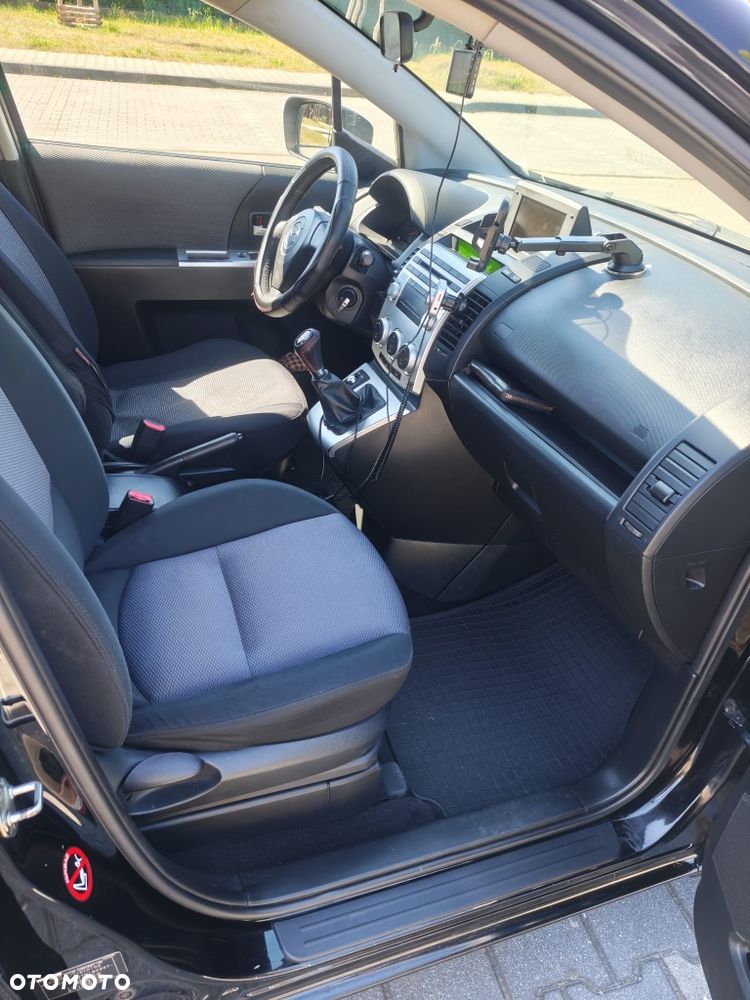 Mazda 5 - 5
