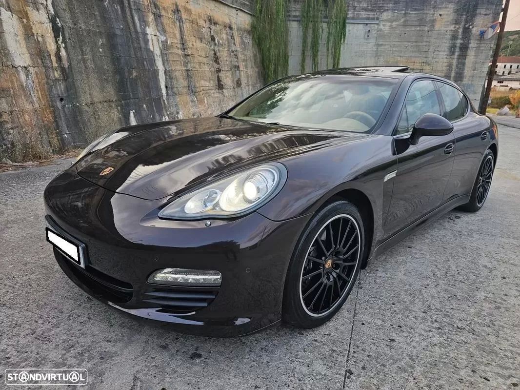 Porsche Panamera Platinum Edition - 1