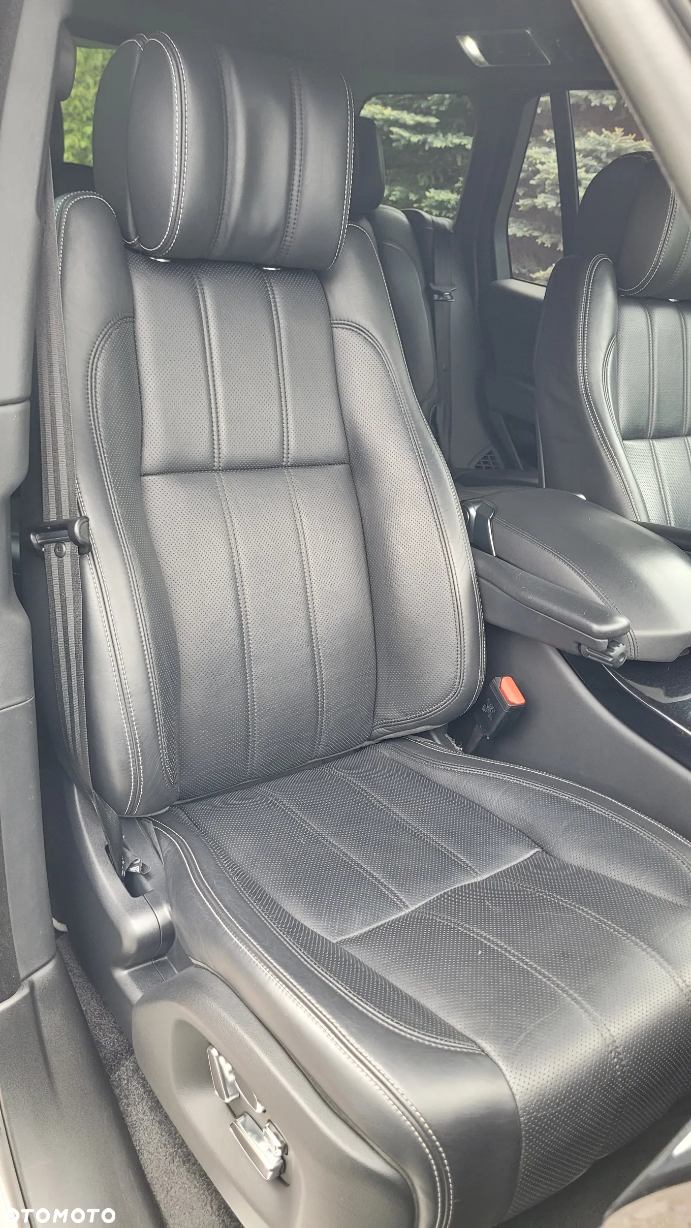 Land Rover Range Rover 4.4SD V8 AB Black - 24