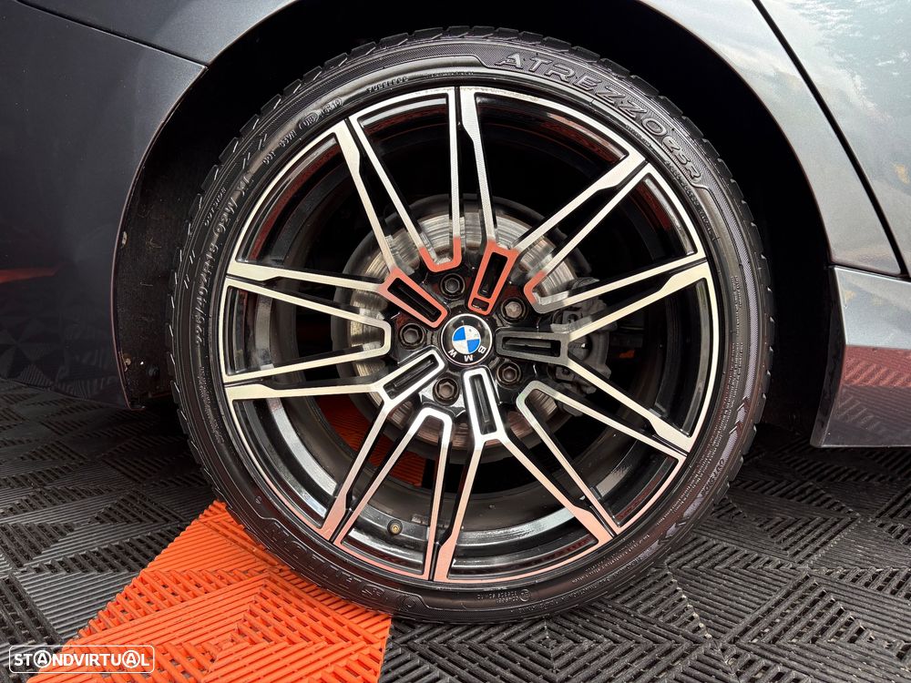BMW 118 dA Pack M - 24