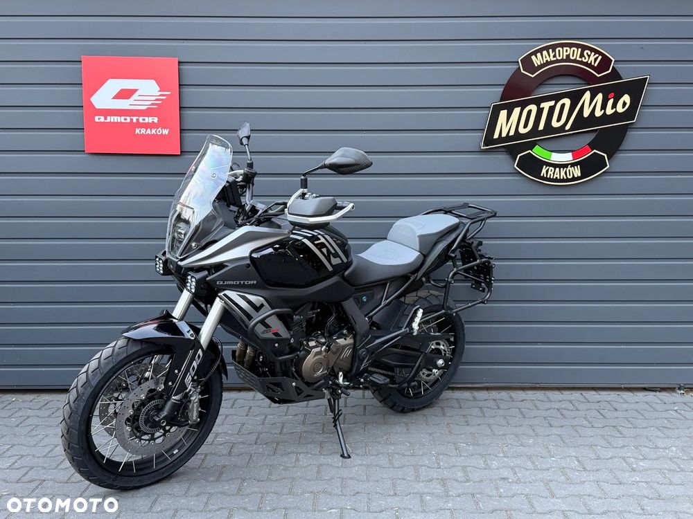 QJMOTOR SRT 600SX - 6
