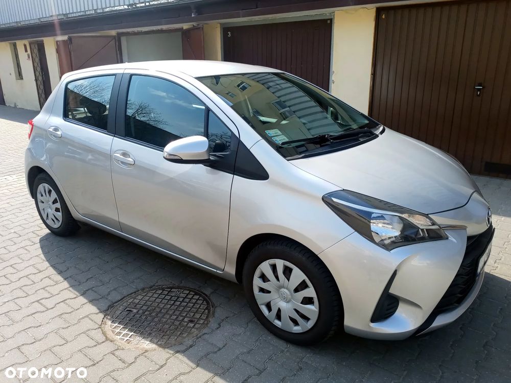 Toyota Yaris 1.0 Active EU6 - 3