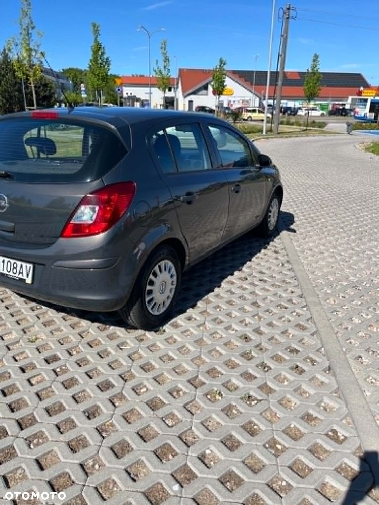 Opel Corsa 1.2 16V Enjoy - 8