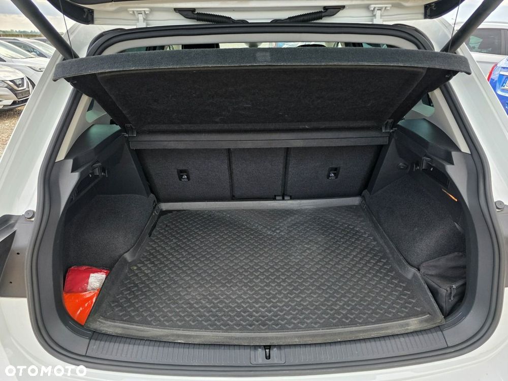Volkswagen Tiguan 2.0 TDI SCR DSG R-Line - 9