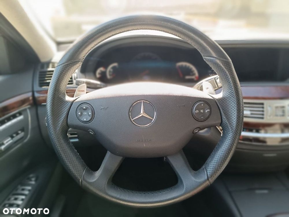 Mercedes-Benz Klasa S - 21
