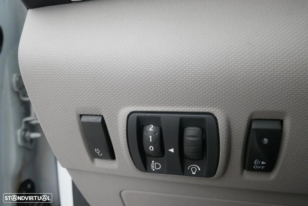 Renault Zoe (c/ Bateria) 22 kwh Life - 8