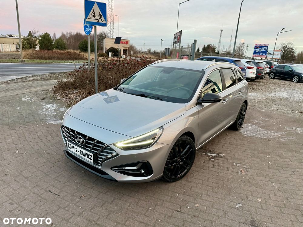 Hyundai i30 1.5 T-GDI 48V-Hybrid Advantage - 1