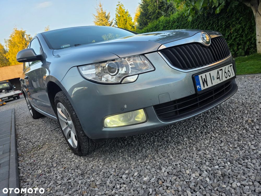 Skoda Superb 2.0 TDI Ambition Outdoor DSG - 11