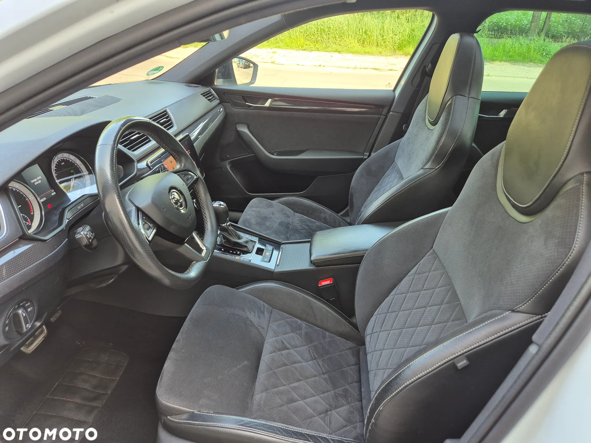 Skoda Superb 2.0 TDI 4x4 DSG Sportline - 7