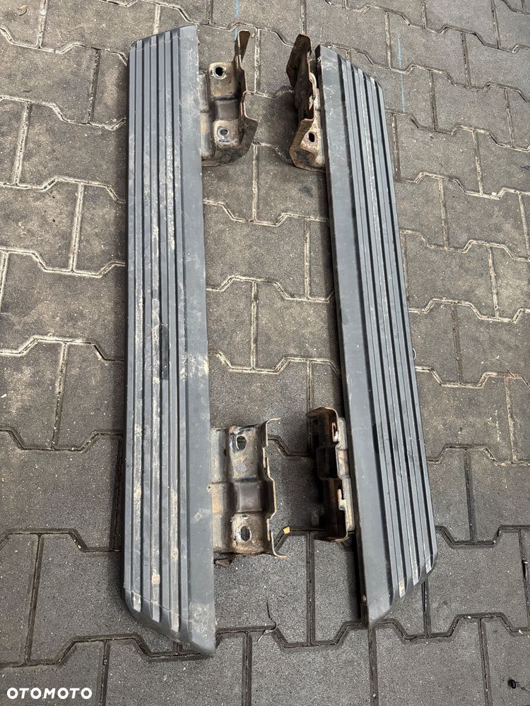 Progi Ford Transit Turneo Custom 12-23r