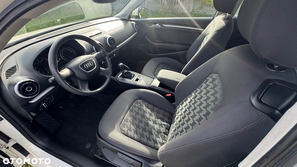 Audi A3 1.4 TFSI Attraction - 10