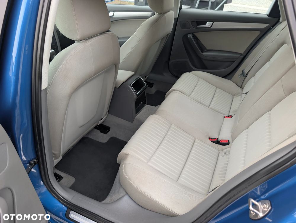 Audi A4 Avant 1.8 TFSI Ambiente - 6