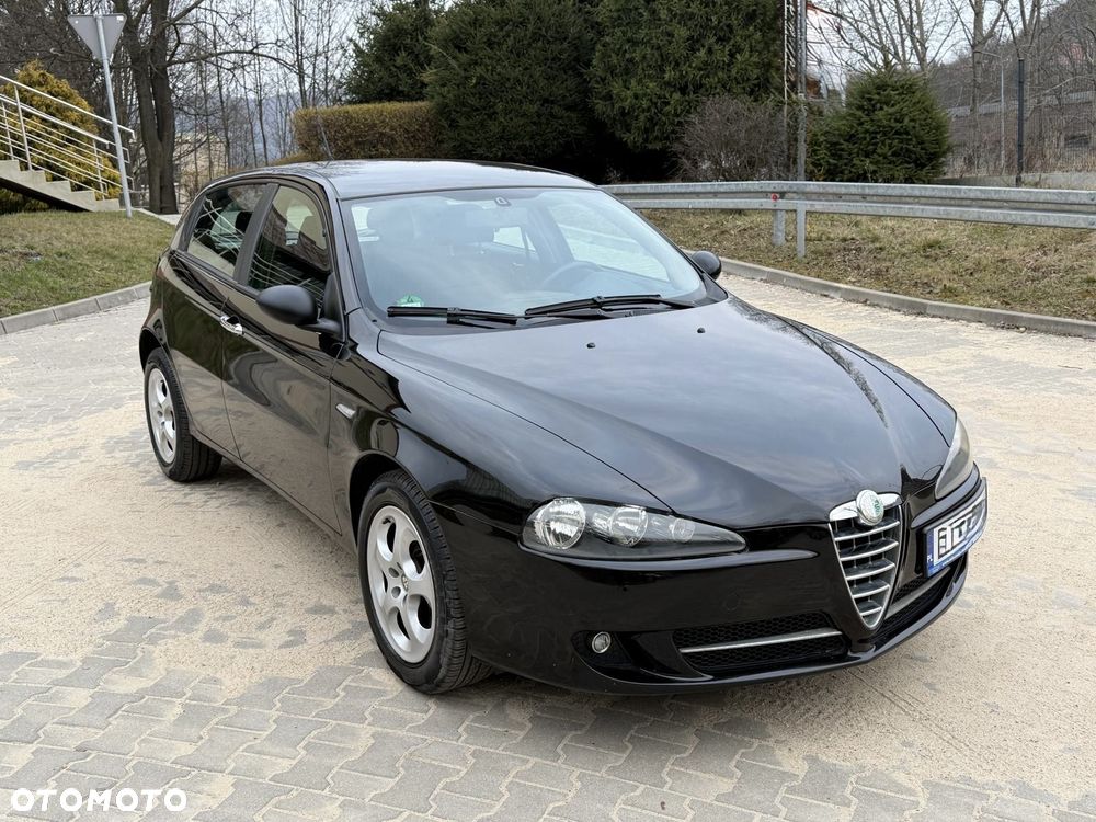 Alfa Romeo 147 1.6 Twin Spark 16V - 4