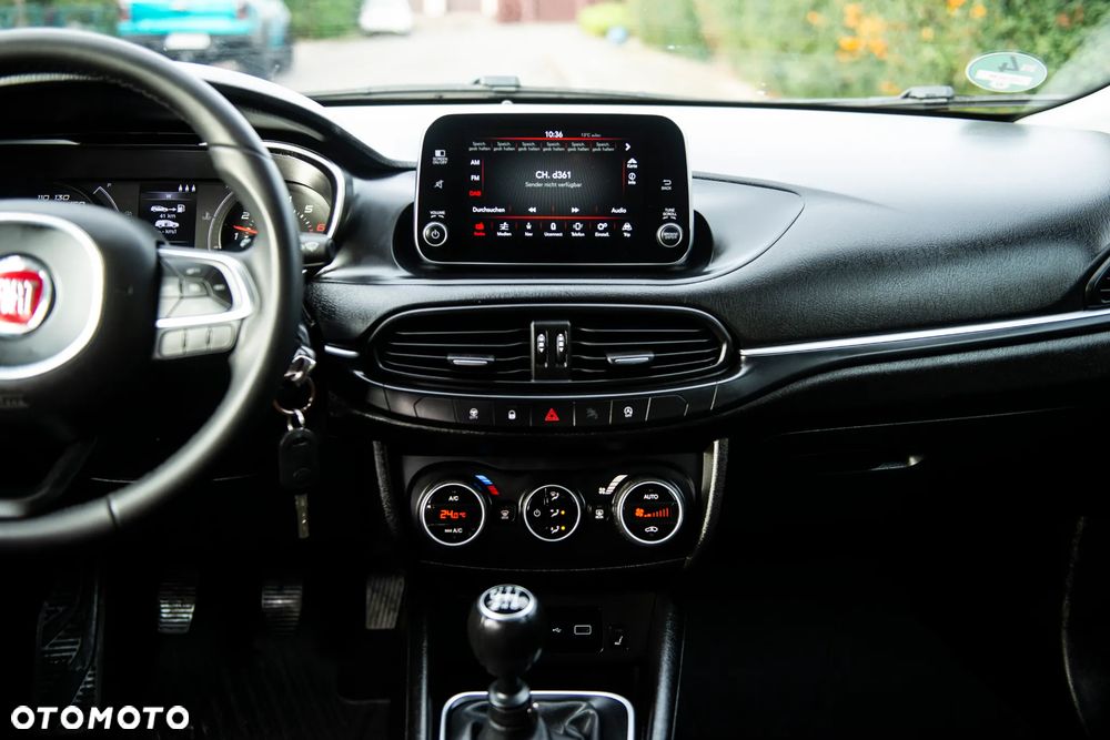 Fiat Tipo 1.4 T-Jet Business Line - 34