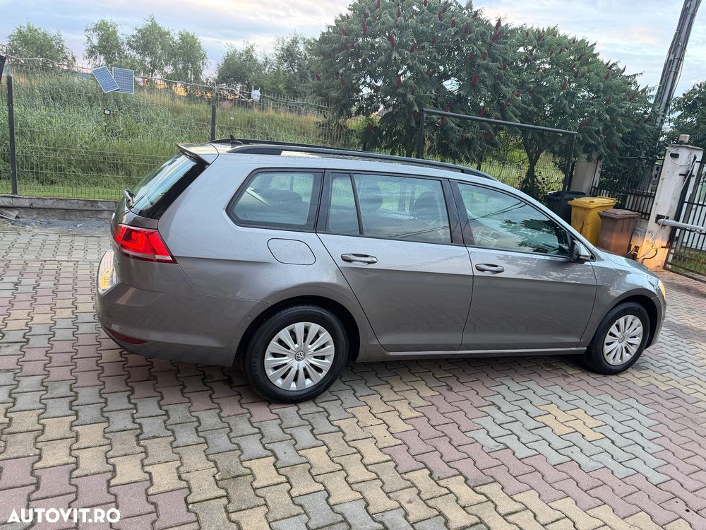 Volkswagen Golf - 14