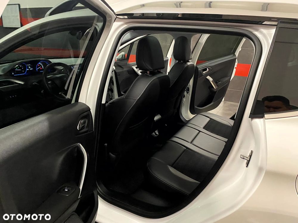 Peugeot 2008 BlueHDi 100 STOP & START Business-Line - 17