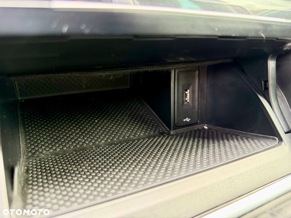 Volkswagen Golf 1.5 TSI BMT Comfortline DSG - 16