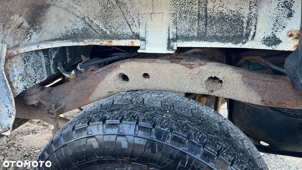 Mitsubishi Pajero - 22