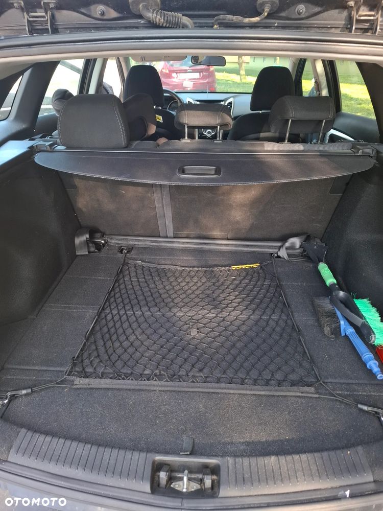 Hyundai i30 1.6 Comfort - 13