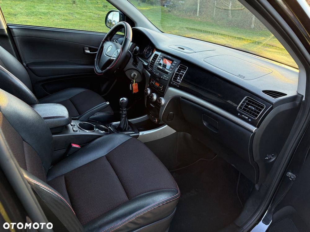 SsangYong/KGM Korando 2.0 e-XDi Quartz 2WD - 15