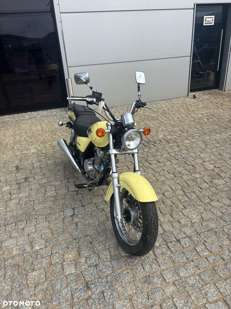 Suzuki Marauder - 2