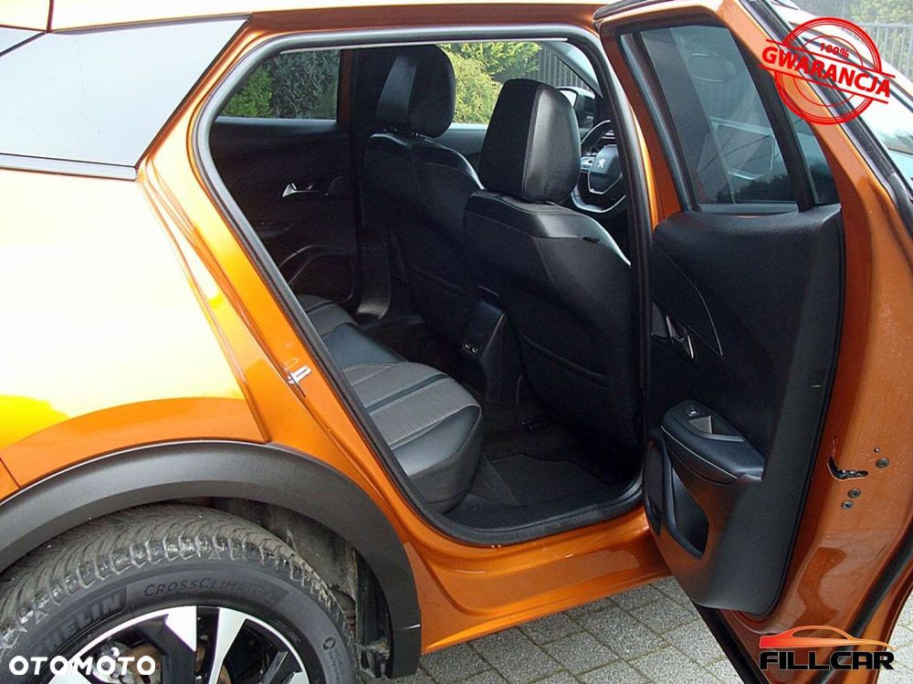 Peugeot 2008 PureTech 130 EAT8 Allure Pack - 12