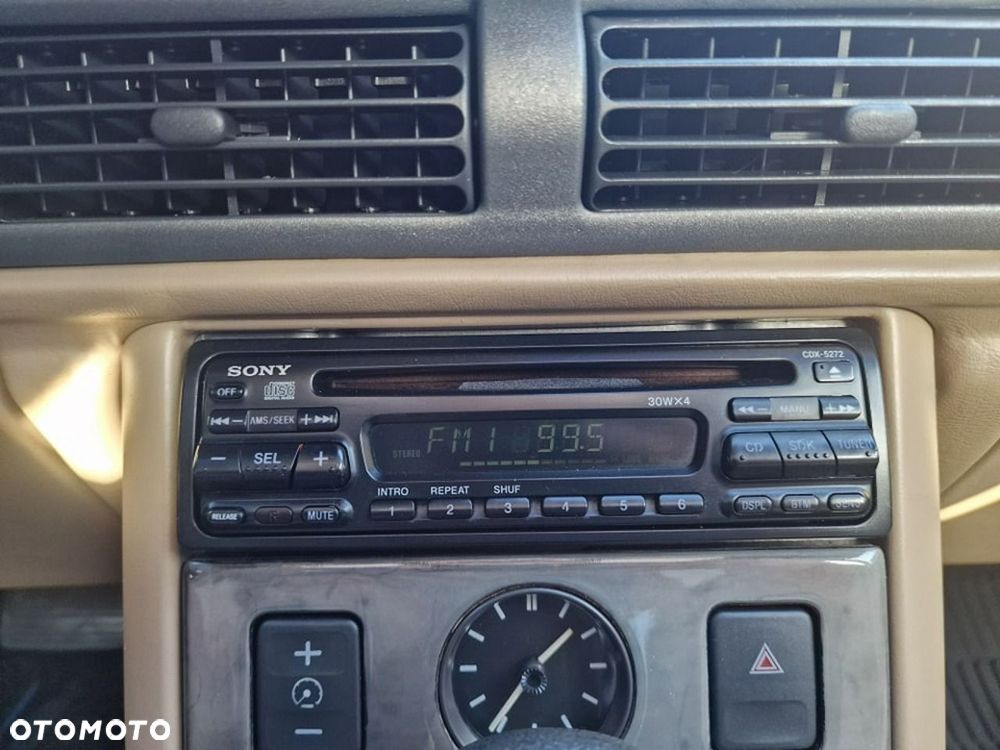 Rover 827 - 16