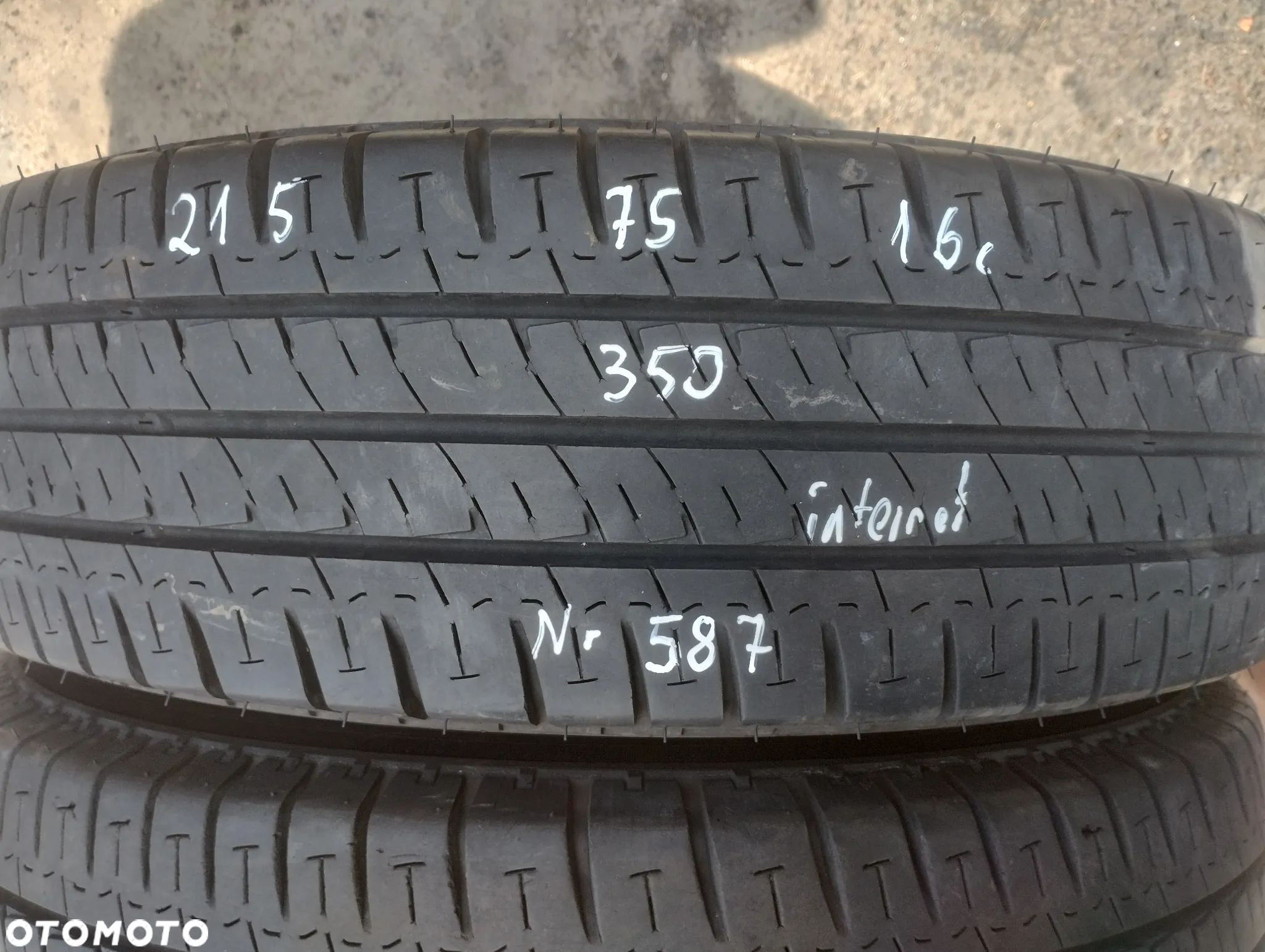 Michelin 215/75/16c nr 587 - 2