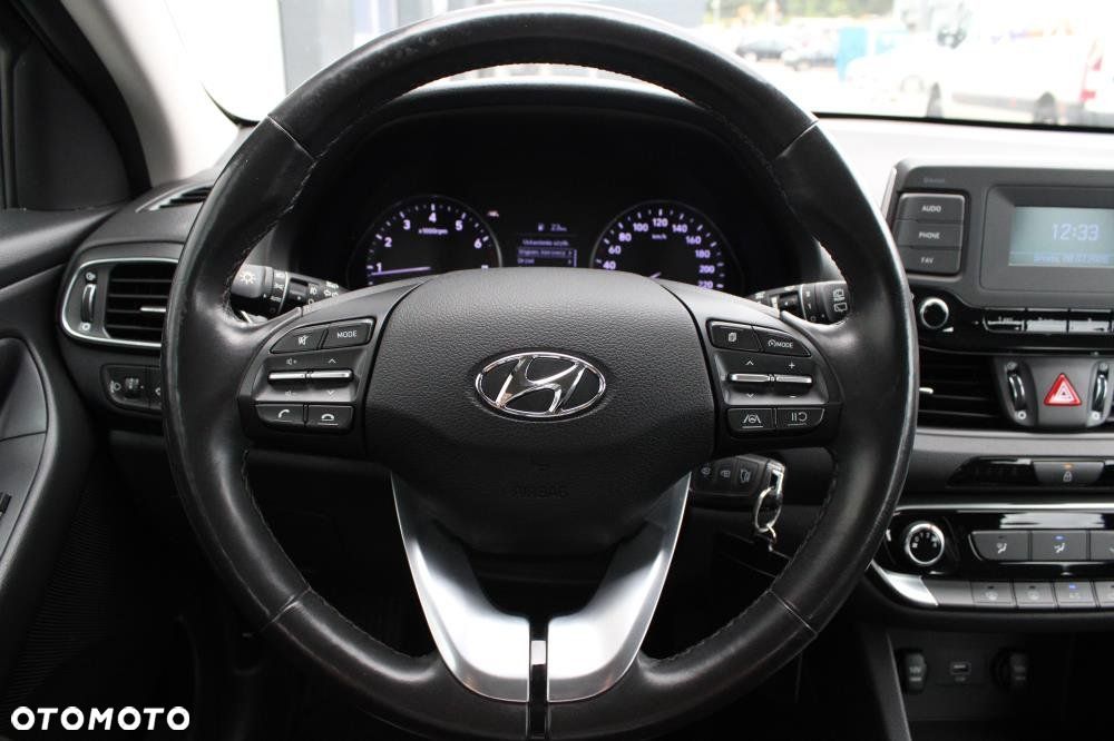 Hyundai i30 - 18