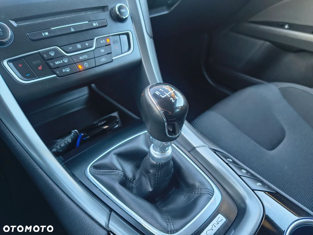 Ford Mondeo 1.5 EcoBoost Start-Stopp Titanium - 28