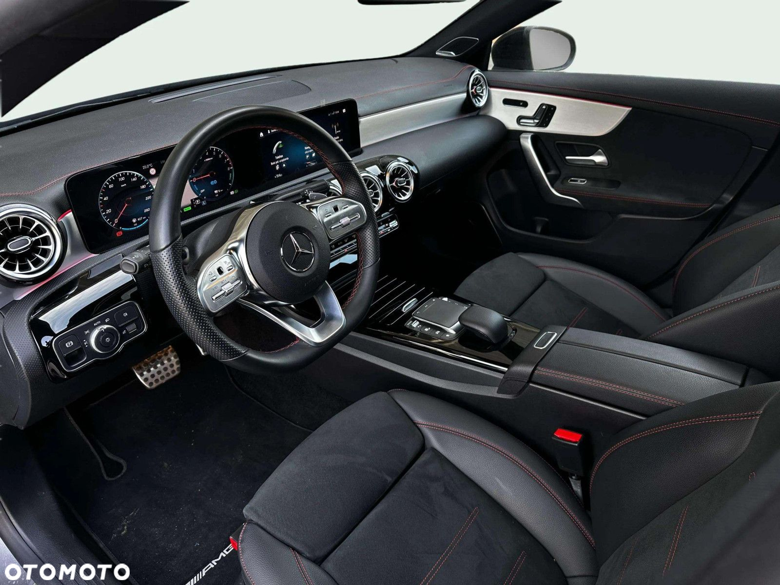 Mercedes-Benz CLA - 9