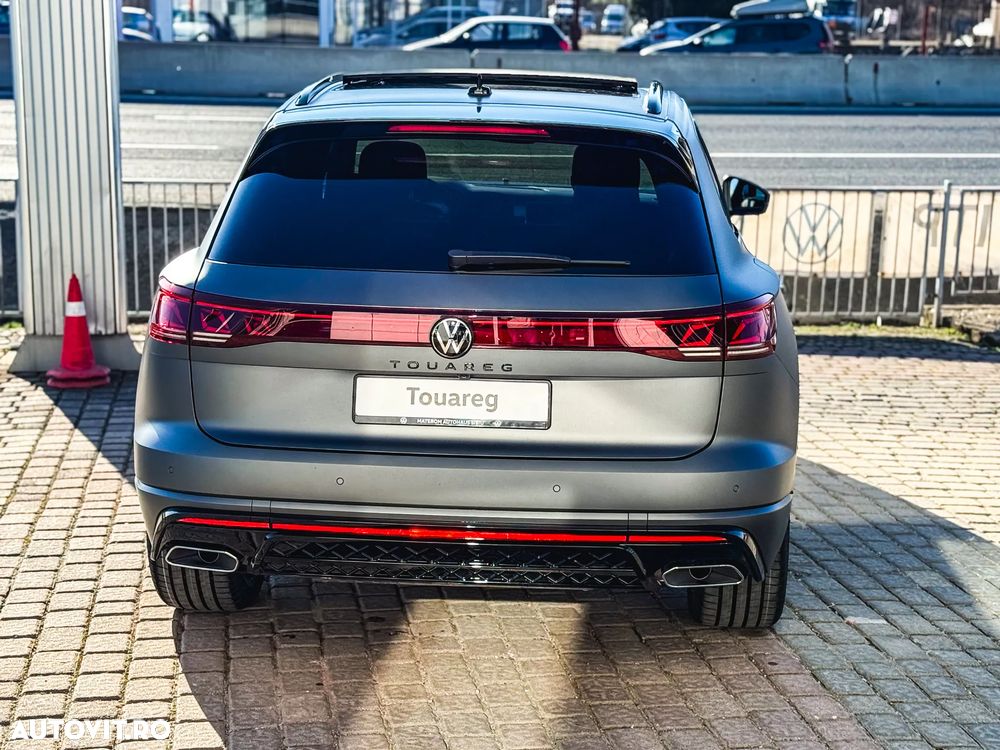 Volkswagen Touareg V6 TDI 4MOTION R-Line - 28
