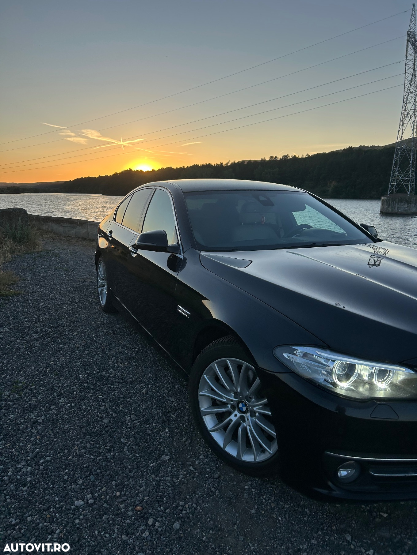 BMW Seria 5 525d xDrive AT - 5