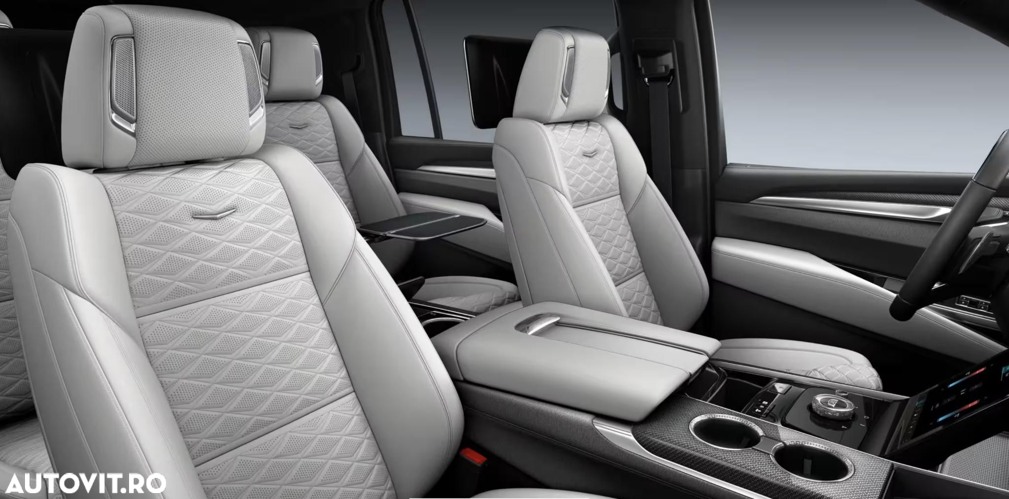Cadillac Escalade - 9