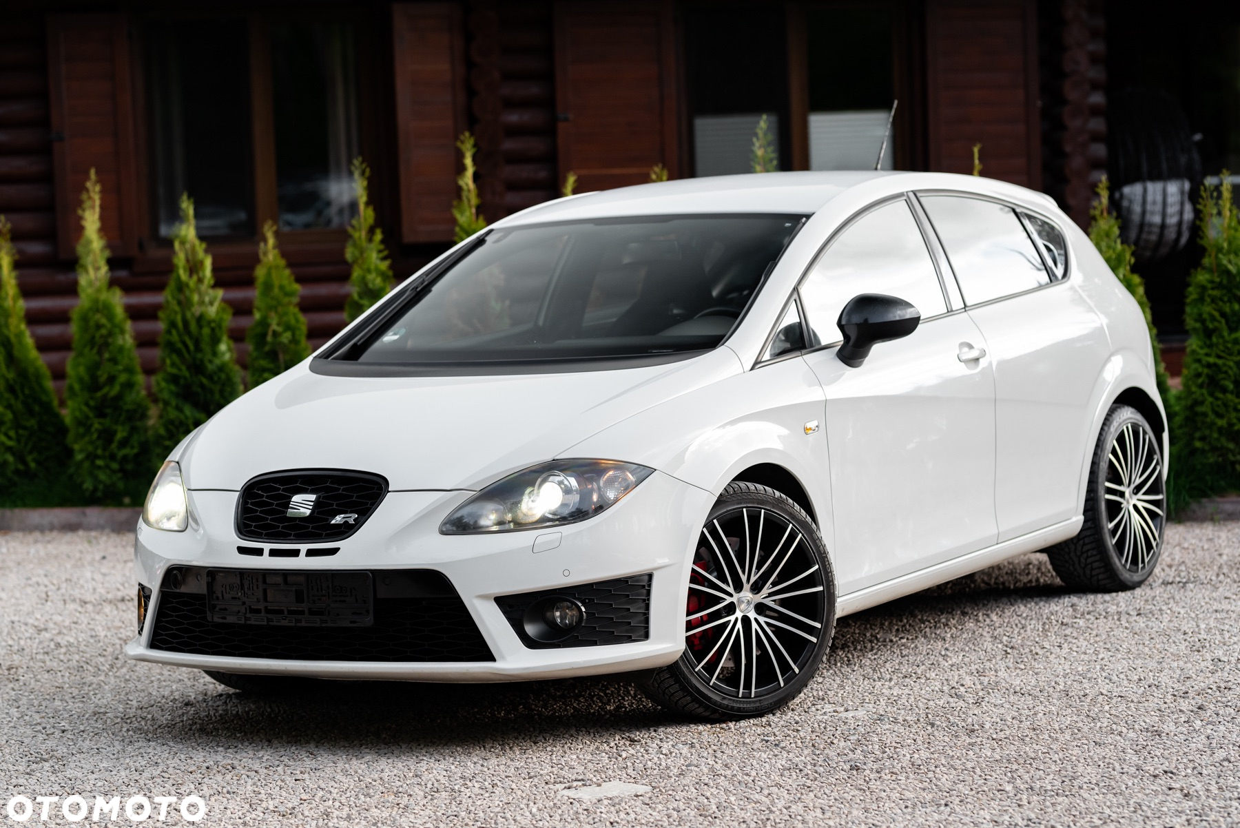 Seat Leon 2.0 TSI Cupra R - 2