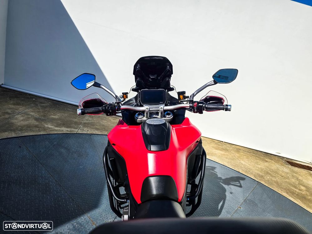 Ducati Multistrada V4 S - 9