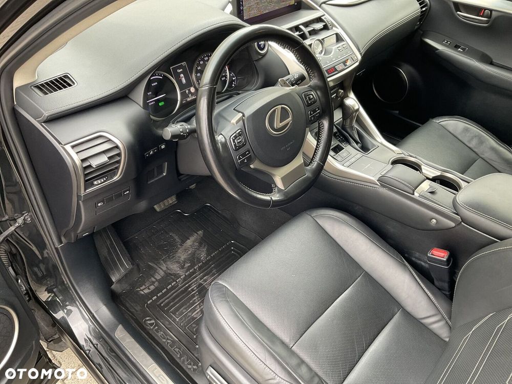 Lexus NX 300h Comfort AWD - 22