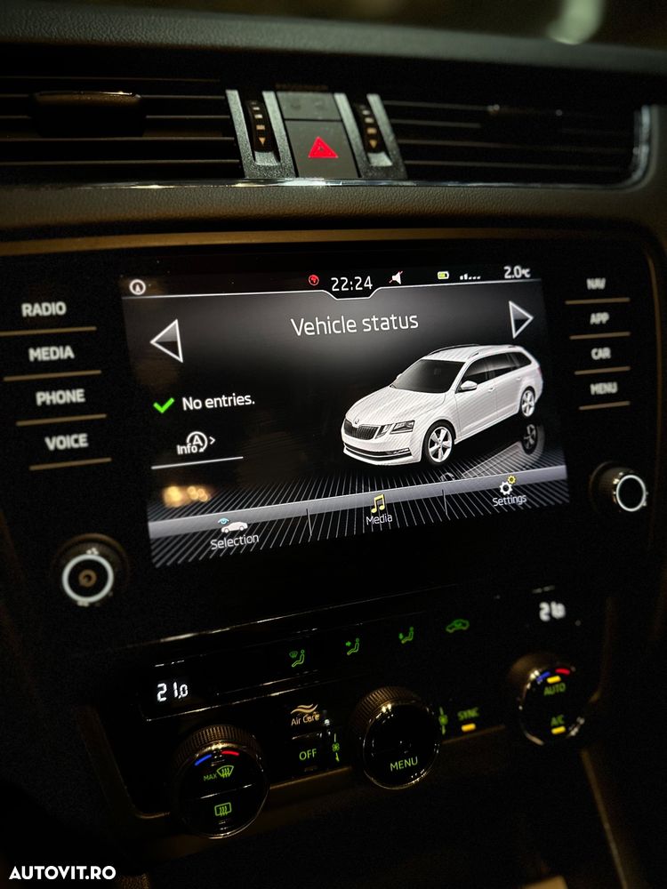 Skoda Octavia 1.6 TDI DSG Ambition - 13