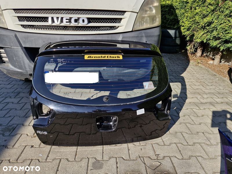 KIA RIO 3 III KLAPA POKRYWA BAGAŻNIKA TYŁ TYLNA CZARNA - 1