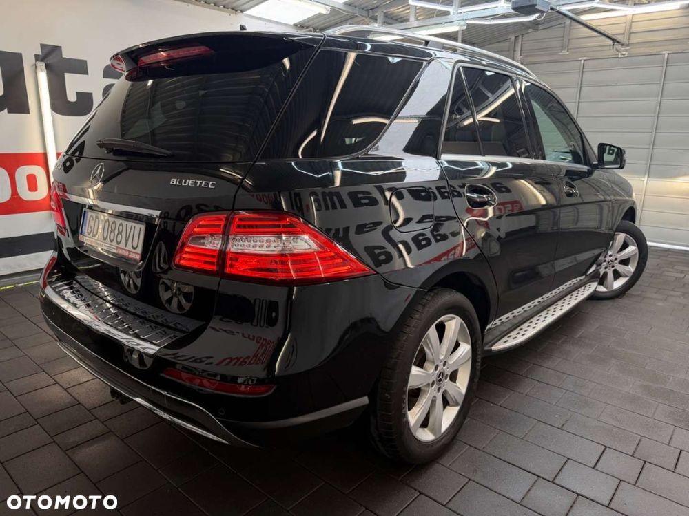 Mercedes-Benz ML - 14