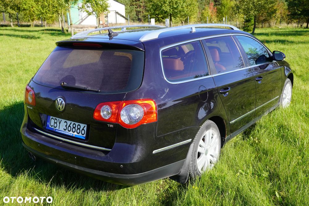Volkswagen Passat 1.8 TSI Highline - 33