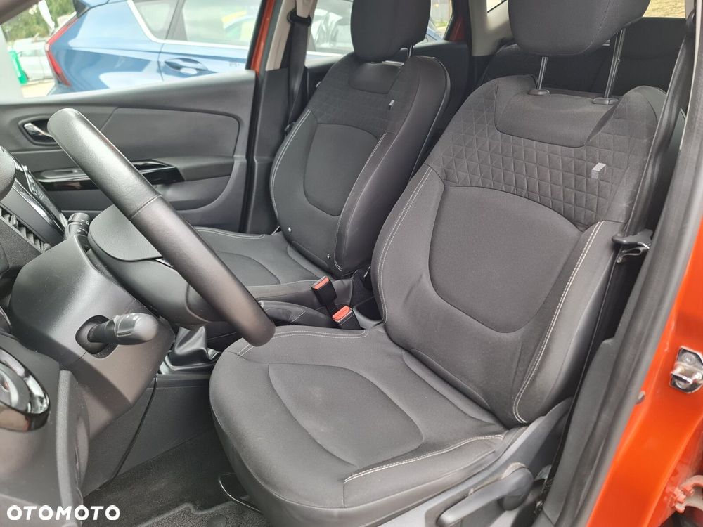 Renault Captur 1.2 Energy TCe Limited - 12