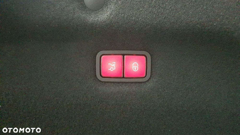 Mercedes-Benz SL AMG 63 4-Matic+ - 18