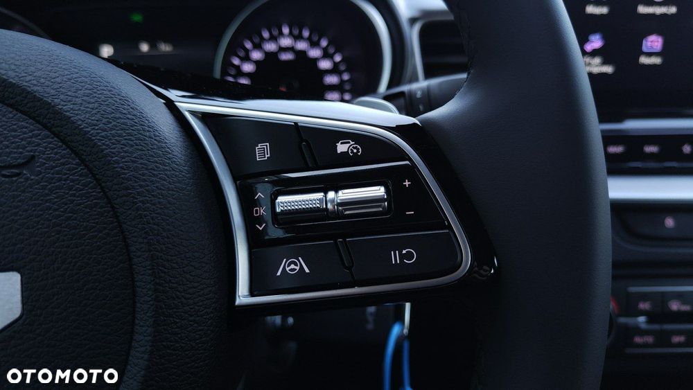 Kia Ceed - 18