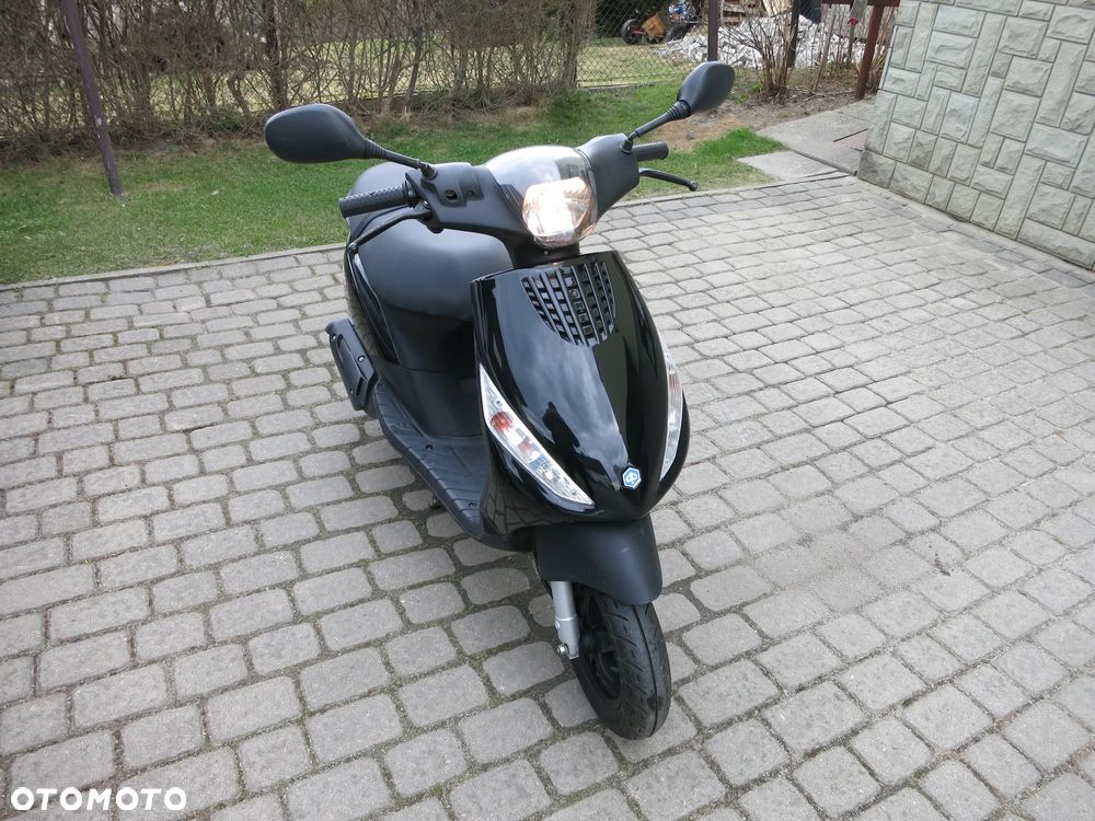 Piaggio ZIP - 2