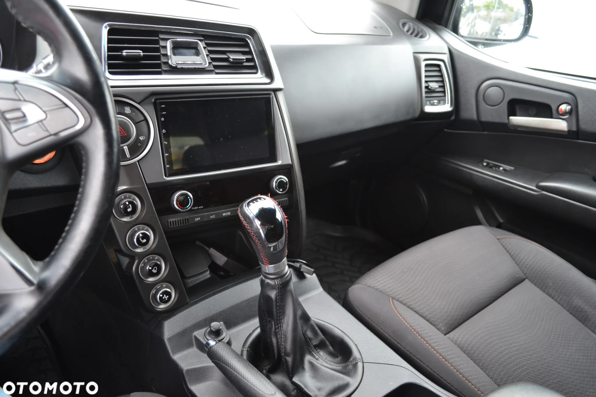 SsangYong/KGM Actyon Sports 4WD Crystal - 14
