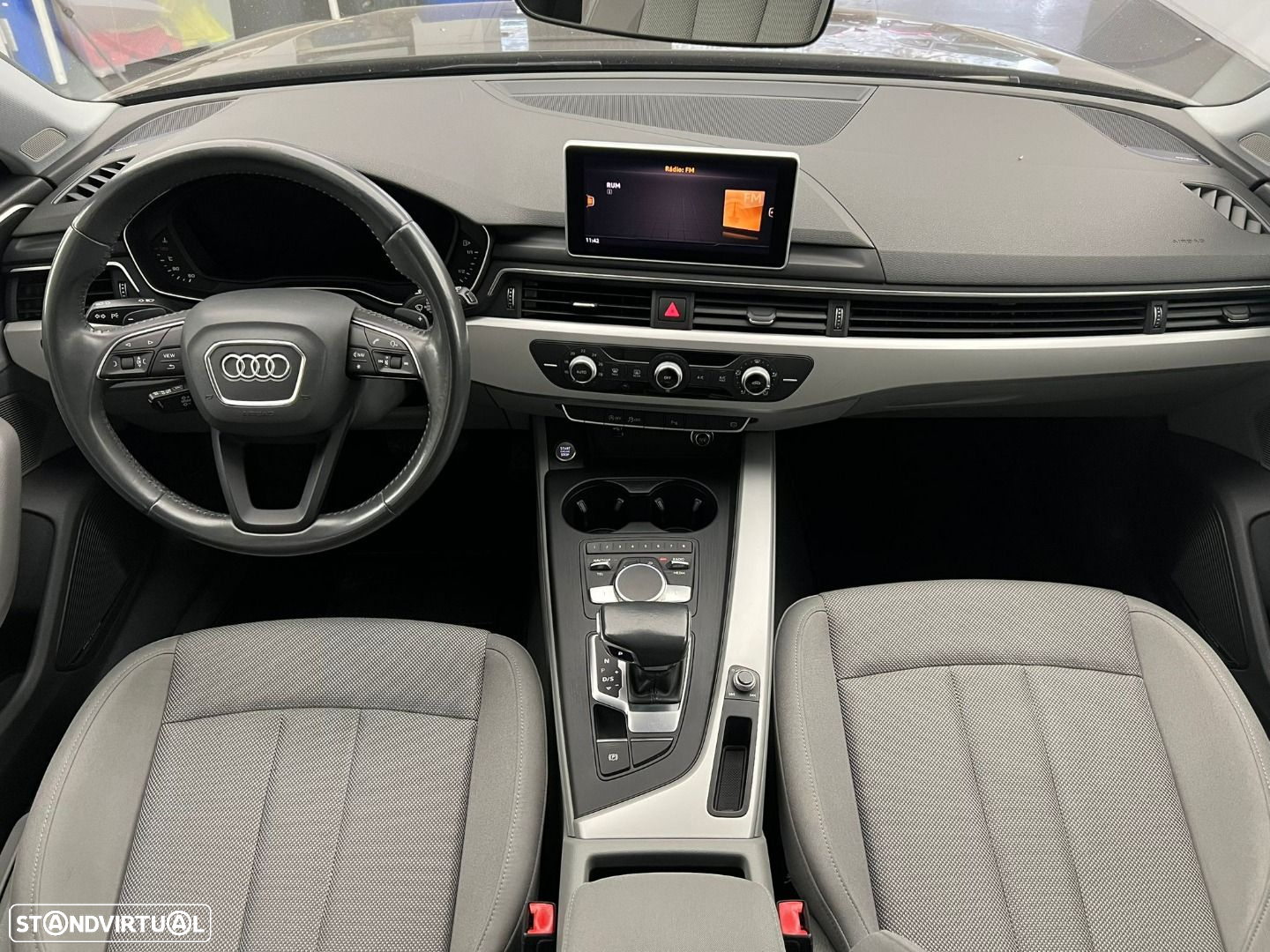 Audi A4 Avant 2.0 TDI S tronic - 9