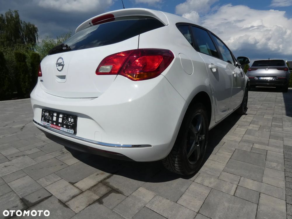 Opel Astra 1.6 Active EU6 - 9