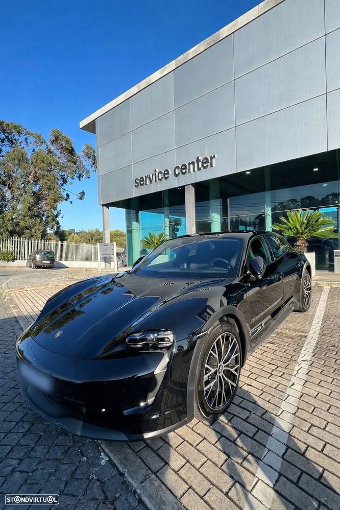 Porsche Taycan Cross Turismo 4 - 1