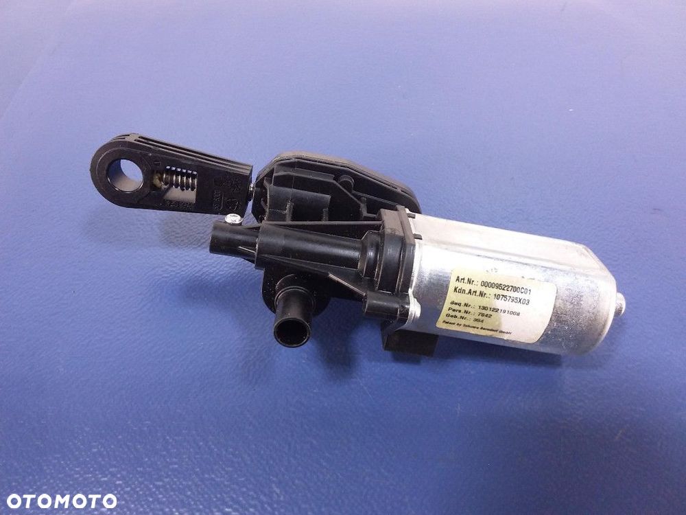 AUDI A8 D4 4H SILNICZEK REGULACJI FOTELA LEWY TYŁ - 1